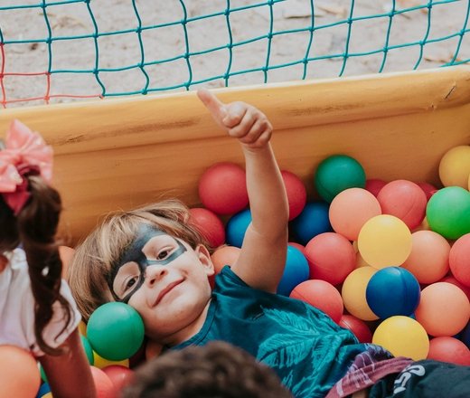 carlos-magno-DzcULYvMSYY-unsplash