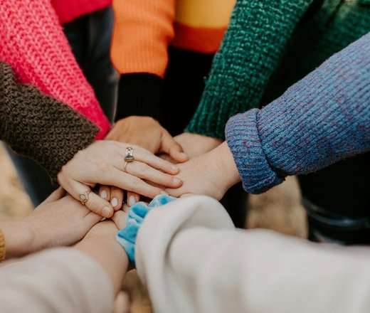 hannah-busing-Zyx1bK9mqmA-unsplash