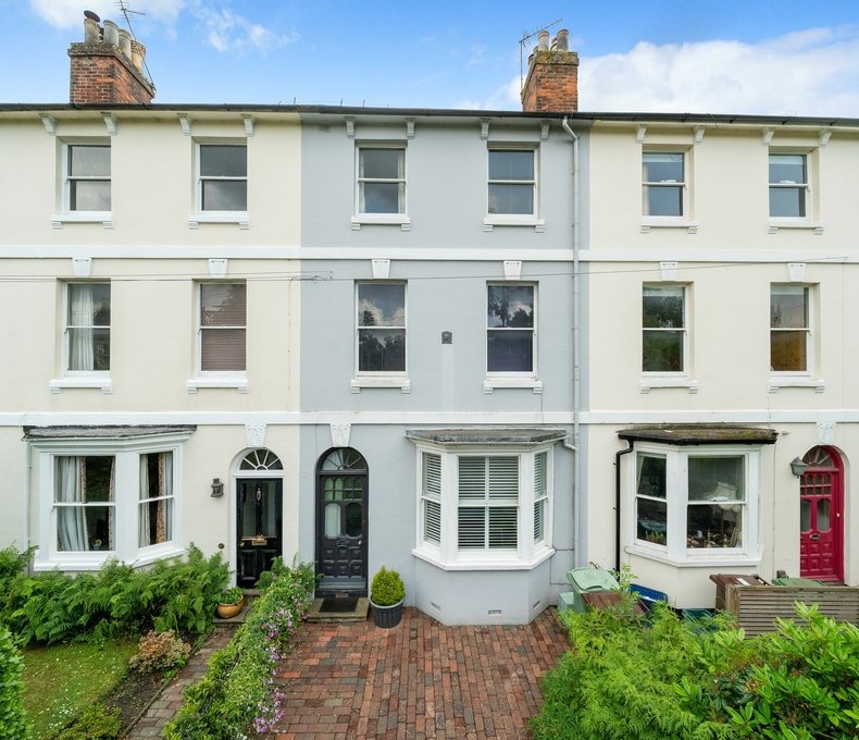 4 bedroom House for sale in Grove Hill Road, Tunbridge Wells Maddisons Residential
