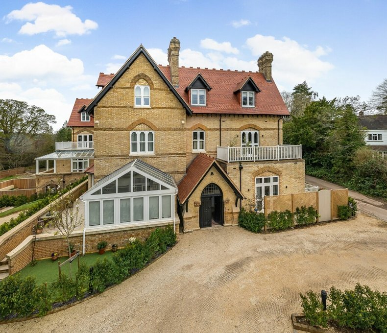 3 bedroom Apartment for sale in Broadwater Down, Tunbridge Wells